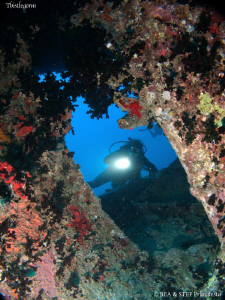 The Thistlegorm. Canon G10 & Inon D2000. by Bea & Stef Primatesta 